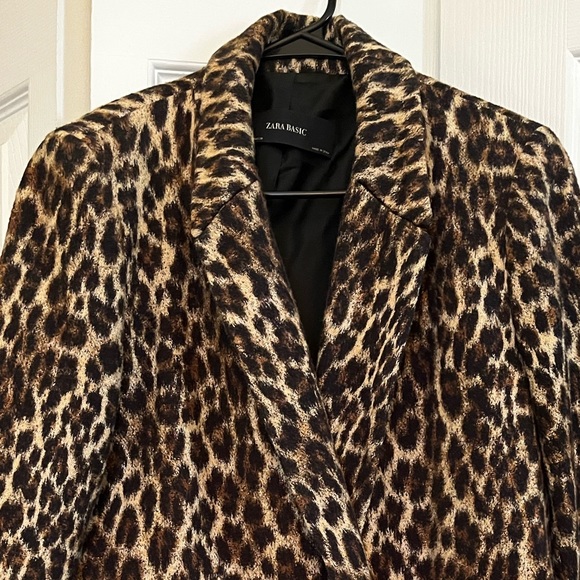 Zara Leopard Double-Breasted Blazer - Picture 2 of 4